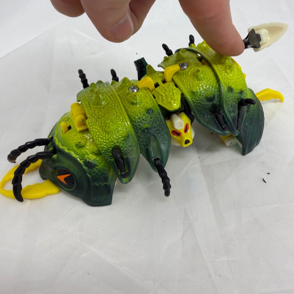 Vintage 1996 Transformers Beast Wars Powerpinch Predacon Earwig Action Figure